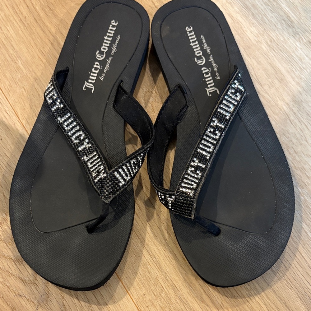 Juicy Couture Black Crystal-Trim Women's Flip Flops